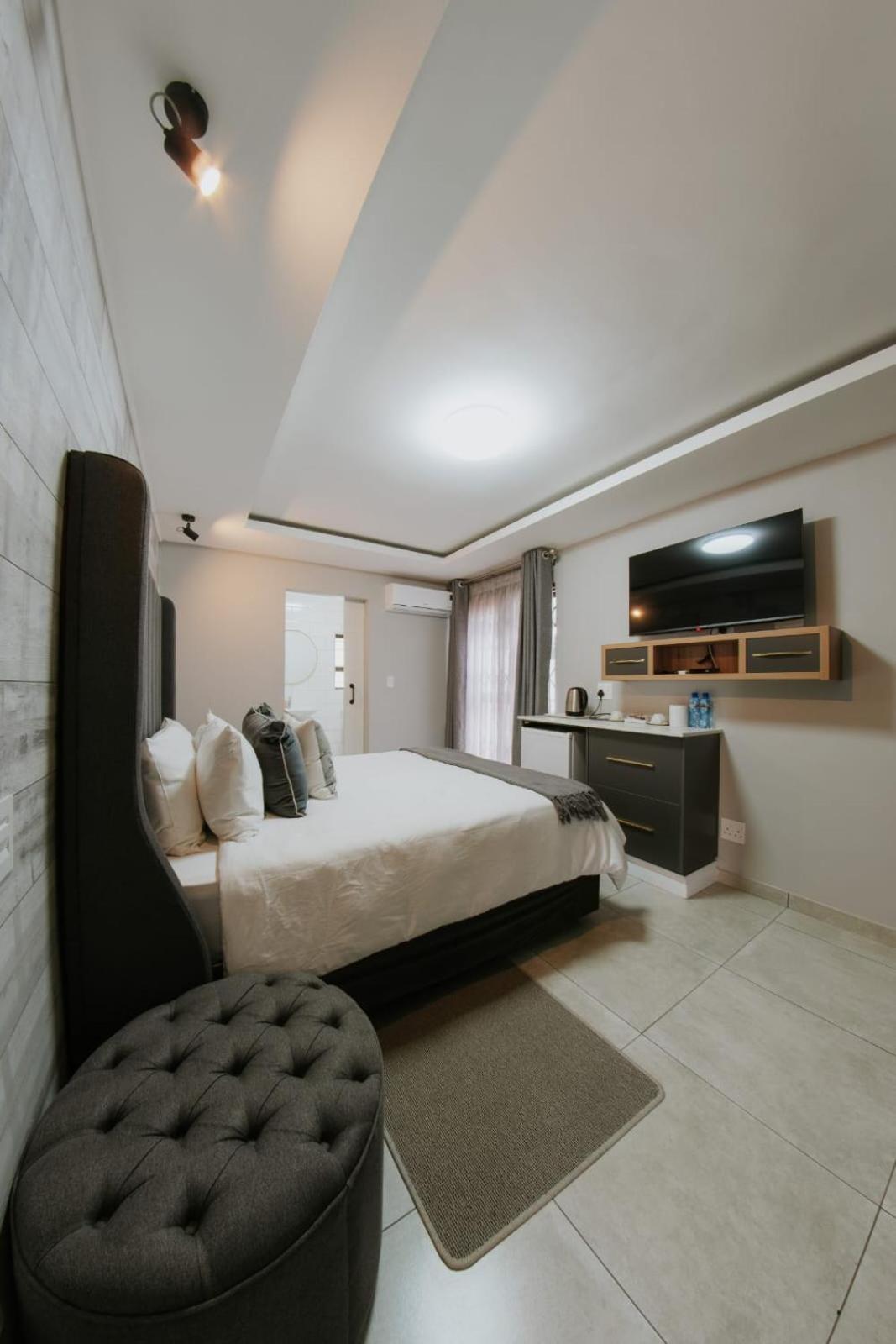 La Grace Hotel Kempton Park Buitenkant foto